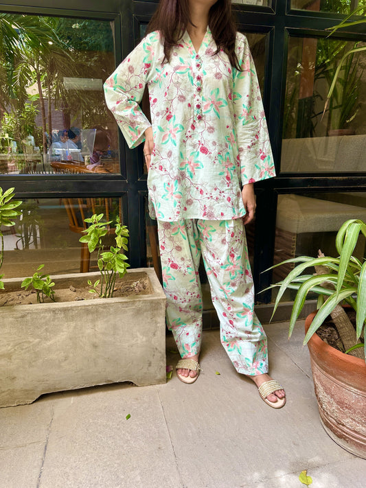 Floral Fusion Unstiched